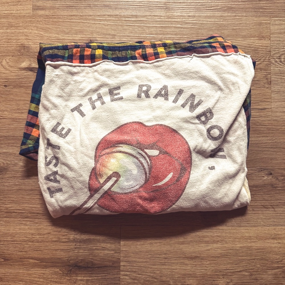 Graphic Tee Flannel ♻️